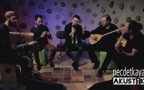 Necdet Kaya - Bir Gönüle Aşk Girince (akustik)