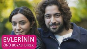 Öykü Gürman - Evlerinin Önü Ft. Berk Öykü Gürman - Evlerinin Önü Ft. Berk