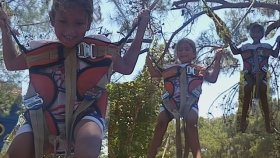 Elif Zıplama Atraksiyonunda, Daha Önce Hiç Bu Kadar Eğlenmemiştik