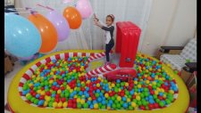 Cars Top Havuzunda Balon Kapmaca Oynadık, Eğlenceli Çocuk Videosu