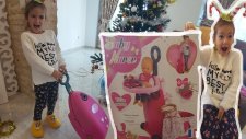 Elife Yeni Oyuncak Valiz, Yatak ve Yemek Oturağı Oluyor , Eğlenceli Çocuk Videosu, Toys Unboxing