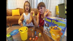Çöp Kutusundan Sinekleri Kaçırma , Eğlenceli Çocuk Videosu, Toys Unboxing