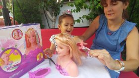 Elif Ve Lera Kuaför Oldu. Kendi Stilini Yarat, Eğlenceli Çocuk Videosu, Toys Unboxing