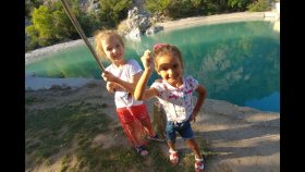Elif Ve Melisa Balık Avlıyor .. Becerebildik Mi ?