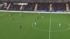 Galatasaray'ın Maçında İki Teröristin Sahaya Girerek Öcalan Posteri Açması