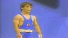 Naim Süleymanoğlu - Asrın Kaldırışı (1988 Seul Olimpiyatları-190kg)