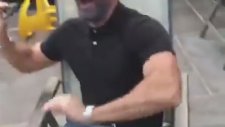 Gülüşü Güzel Abinin Sanal Dünya Keyfi