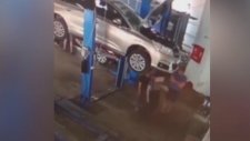 Çalışanların Üstüne Aracın Düşmesi