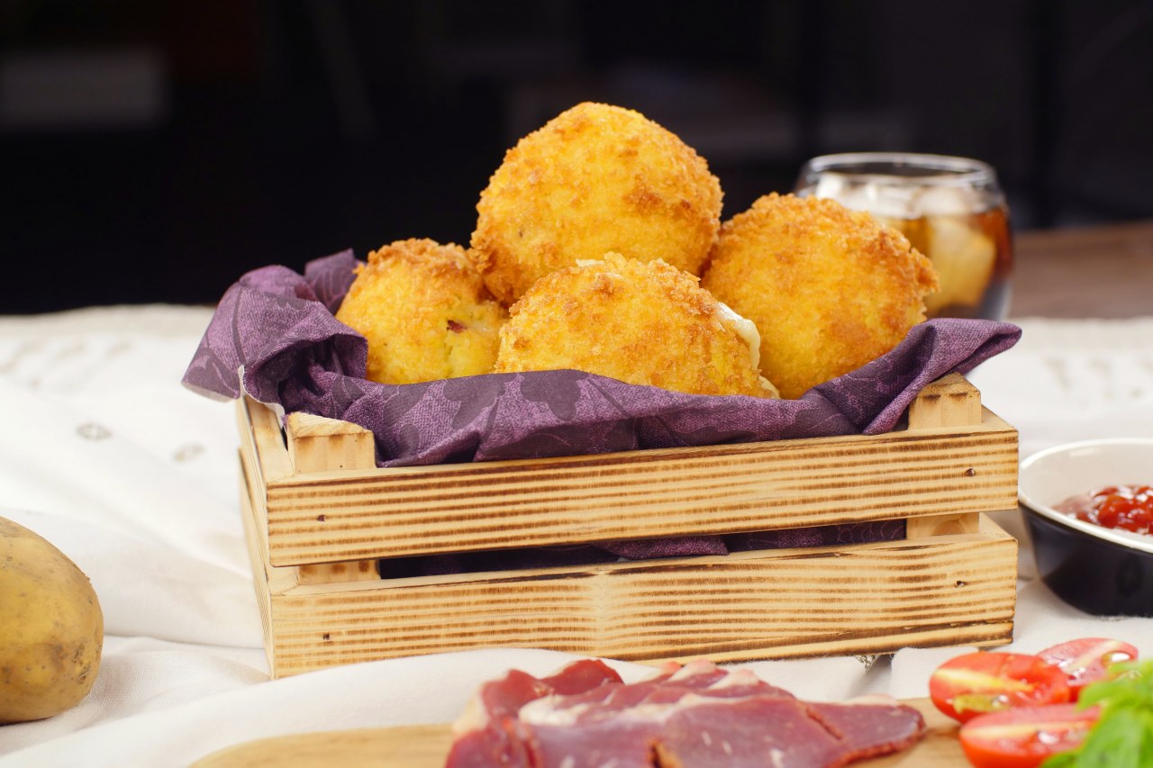 Peynirli Patates Topları Peynirli Patates Topları