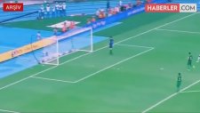 Fenerbahçe, Napoli'nin Golcüsü Zapata İçin 5 Milyon Euro Teklif Edecek