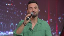 Sinan Özen - Kapına Kırmızı Bir Gül Bıraktım (Canlı Performans)