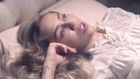 Miley Cyrus - Younger Now Miley Cyrus - Younger Now