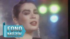 Zerrin Özer - Ağlayamıyorum