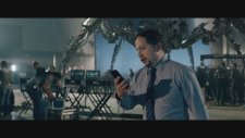 Siri Reklamı - Dwayne Johnson
